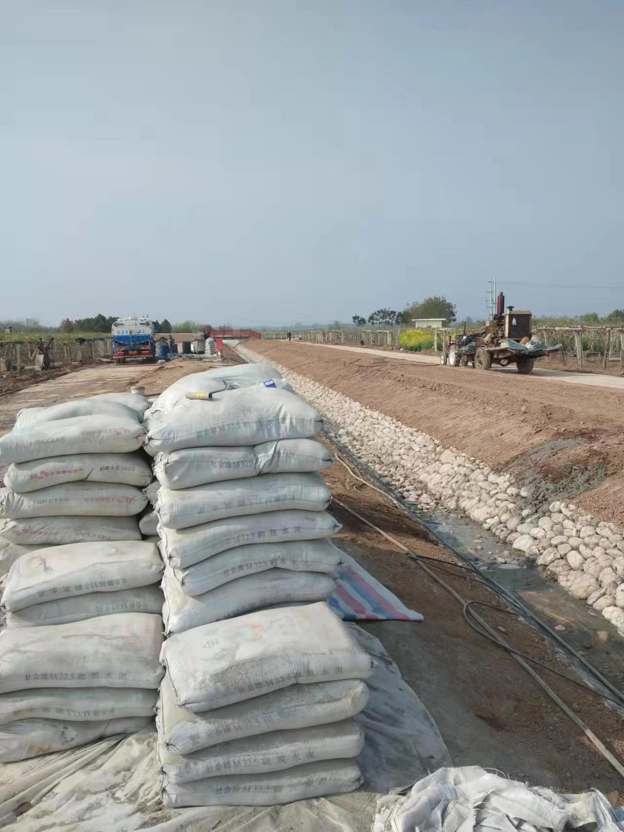 鹿泉小导管注浆